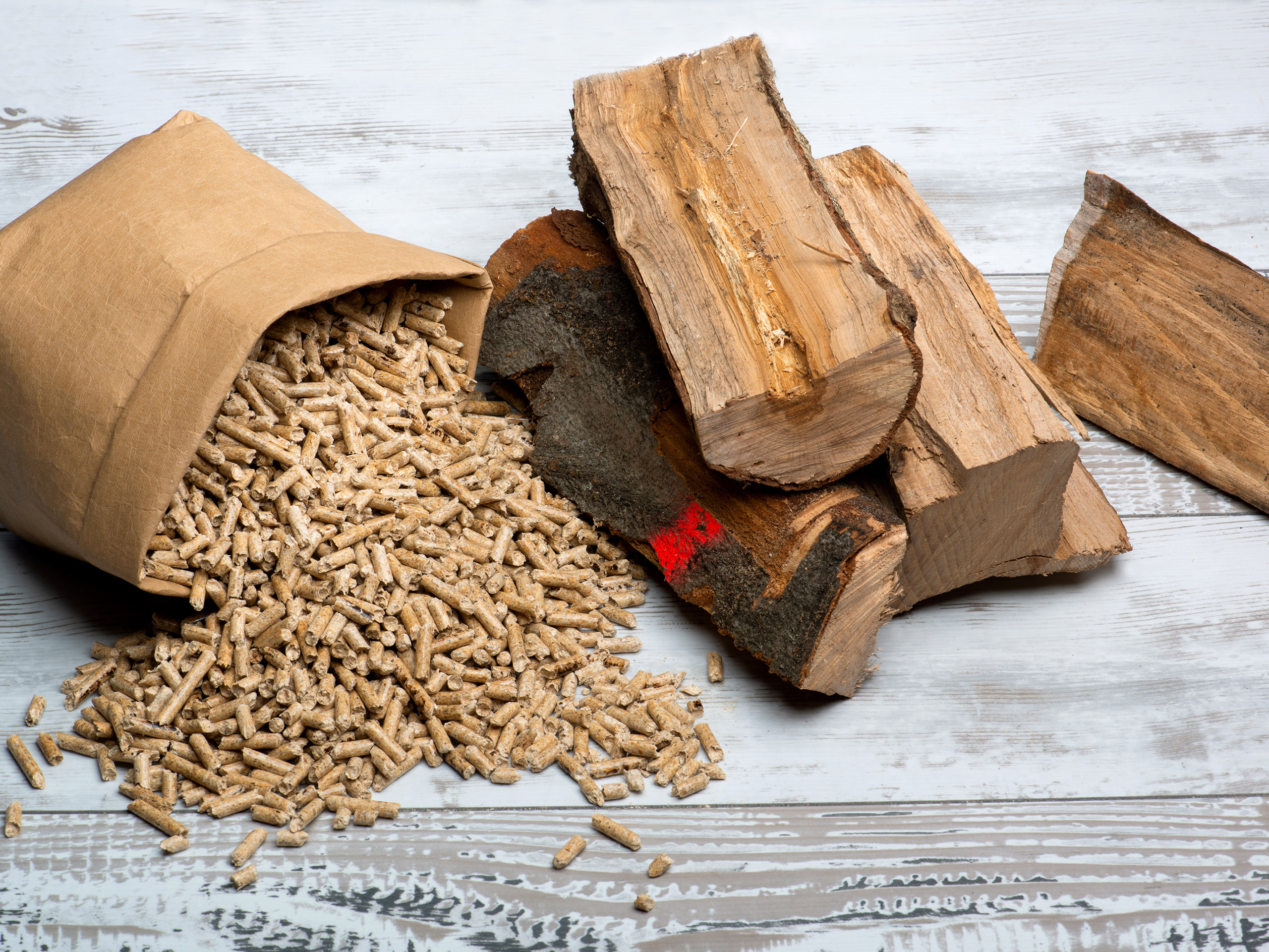 Holz – eine Alternative zur Wärmepumpe?!