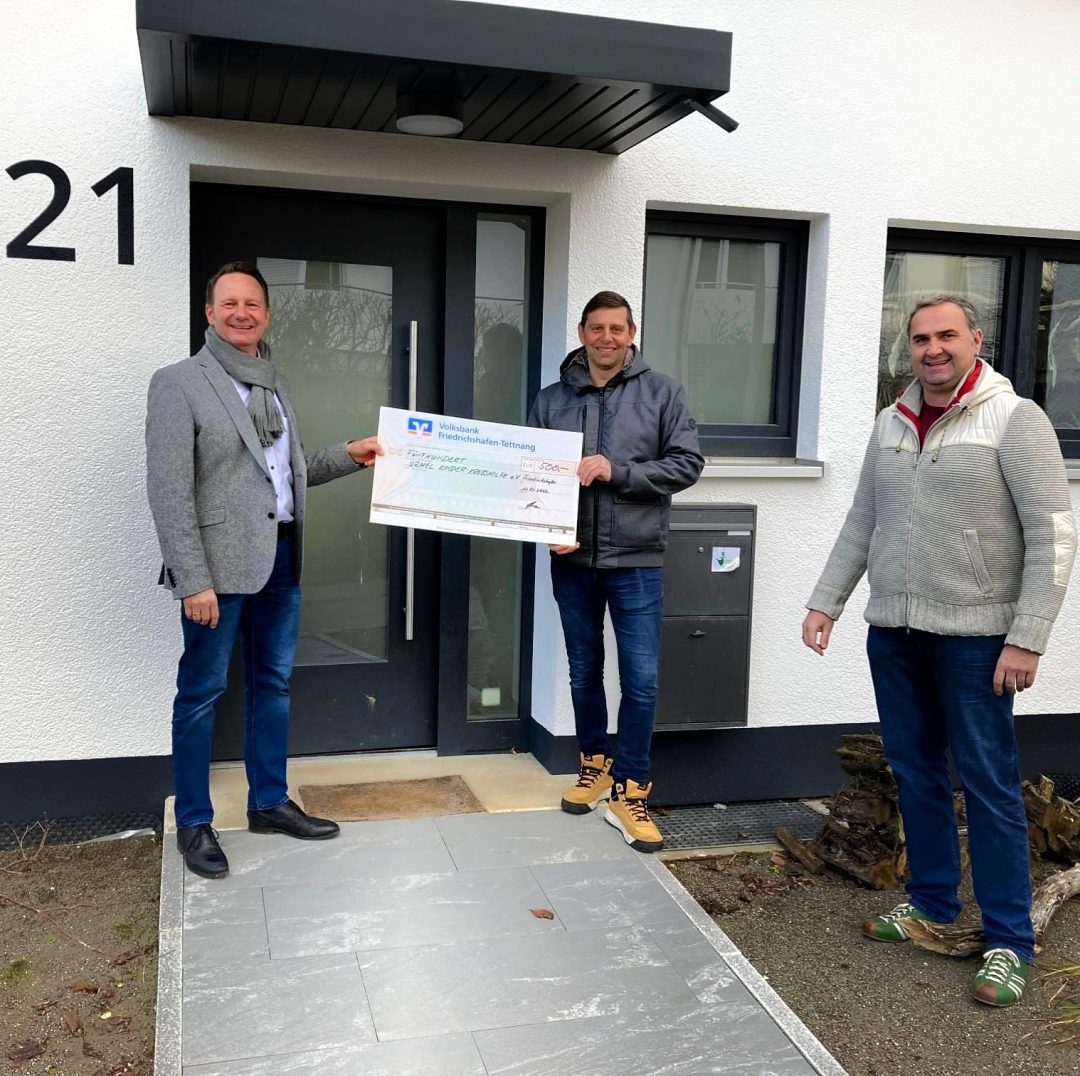 Handwerker spenden an Urmel Kinderkrebshilfe e.V.