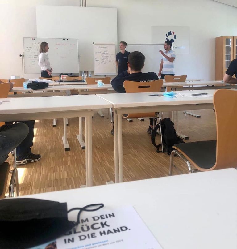 AZUBI-Knigge für angehende Auszubildende